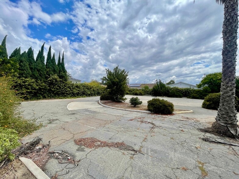 More Photos Of 5619 Ball Rd, Cypress Land For Sale