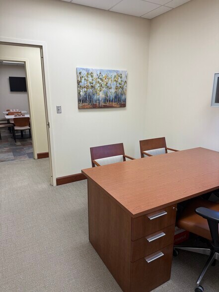 More Photos Of 3006 Mount Vernon Rd, Hurricane Office Residential For Sale