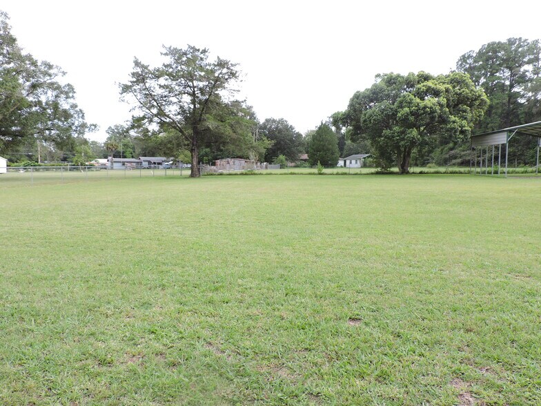More Photos Of 7576 Wilson Blvd, Jacksonville Office For Sale