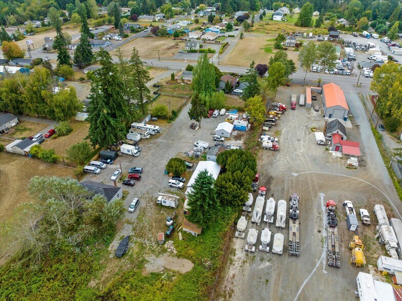 More Photos Of 10301 31st St E, Edgewood Contractor Storage Yard For Lease