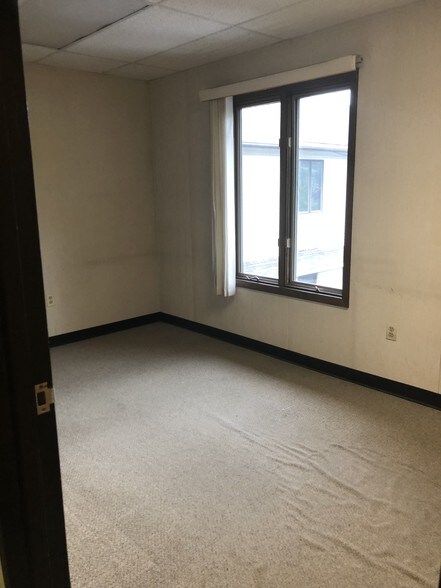 More Photos Of 177 Franklin Corner Rd, Lawrenceville Medical For Lease