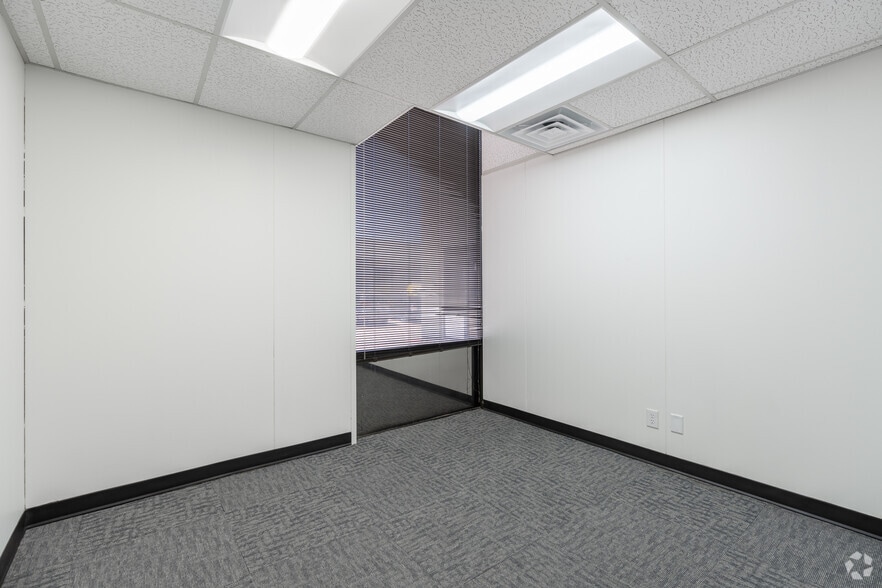 More Photos Of 1911 Old Denton Rd, Carrollton Unknown For Lease