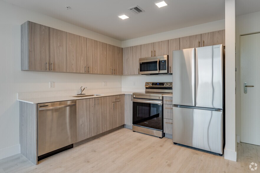 More Photos Of 1601 SW 32nd Ave, Miami Apartments For Lease