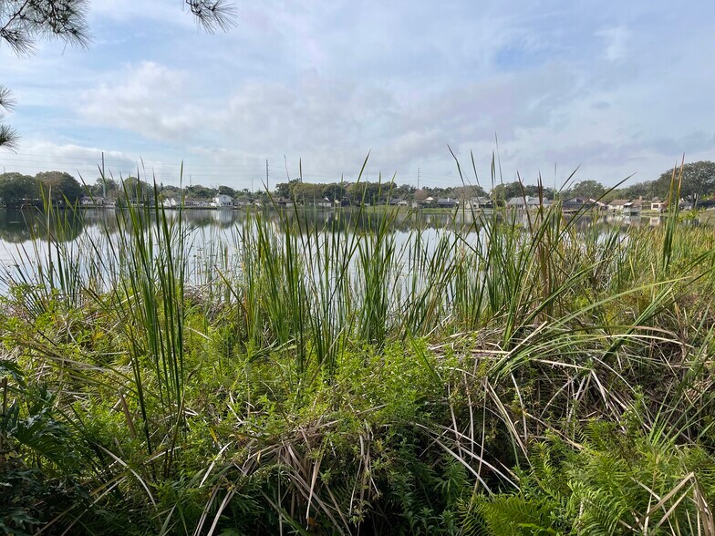 More Photos Of 3102 W Waters Ave, Tampa Office For Lease