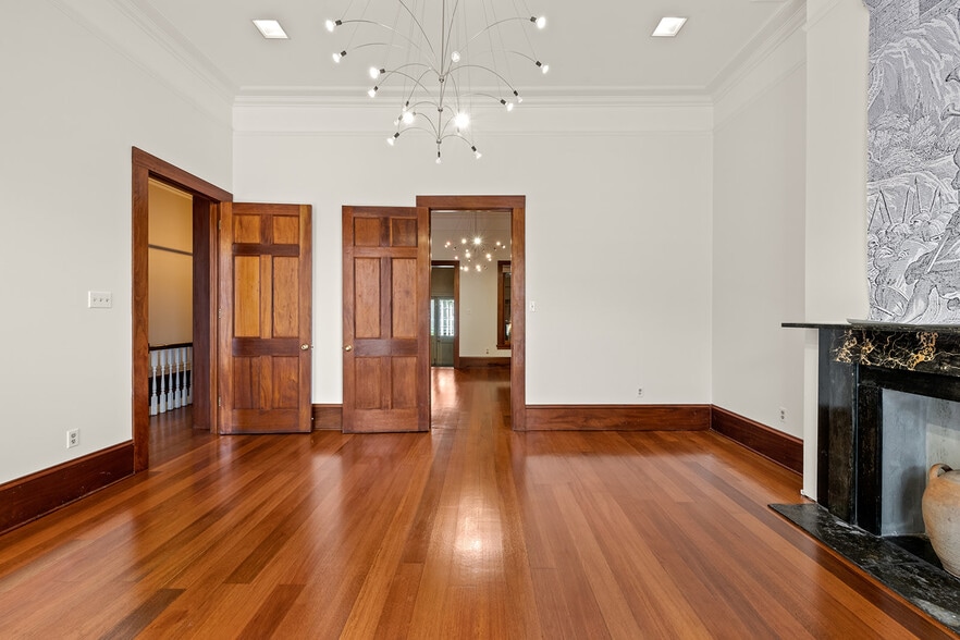 More Photos Of 1018 Bienville Ave, New Orleans Office For Lease