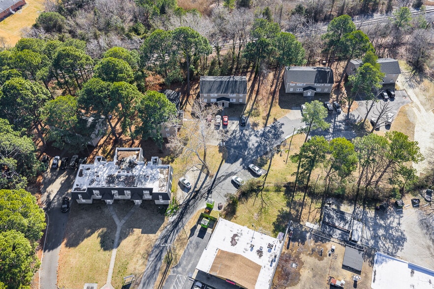 Primary Photo Of 824 Post Ave, Chesapeake Multifamily For Sale