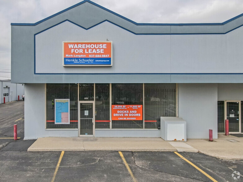 More Photos Of 2655-2661 S Dixie Hwy, Dayton Light Distribution For Sale