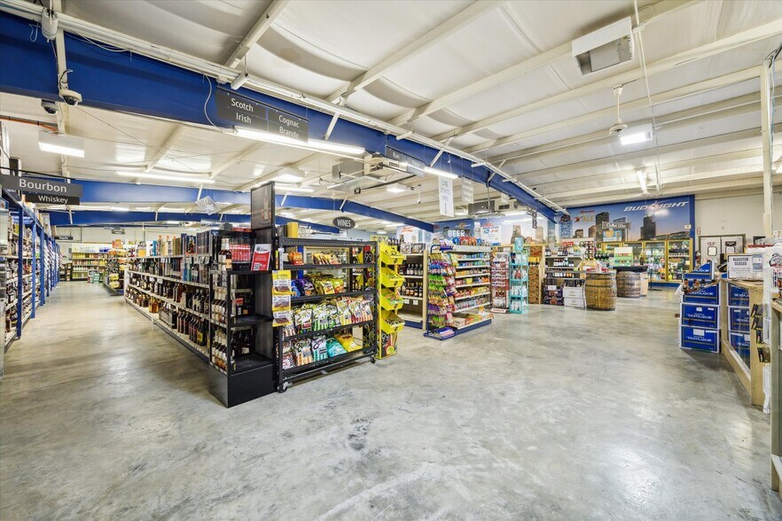 More Photos Of 14110 Stuebner Airline Rd, Houston Convenience Store For Sale