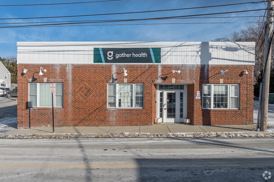 More Photos Of 744 E Squantum St, Quincy Medical For Sale