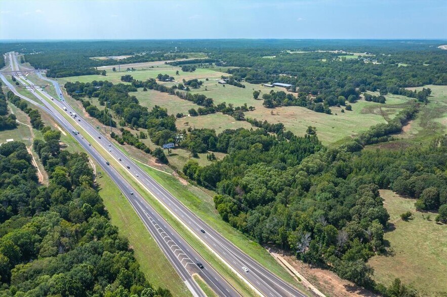 More Photos Of TBD Interstate 20 Is, Lindale Land For Sale