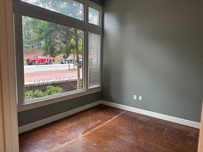 More Photos Of 500 Providence Main St NW, Huntsville Multifamily For Sale
