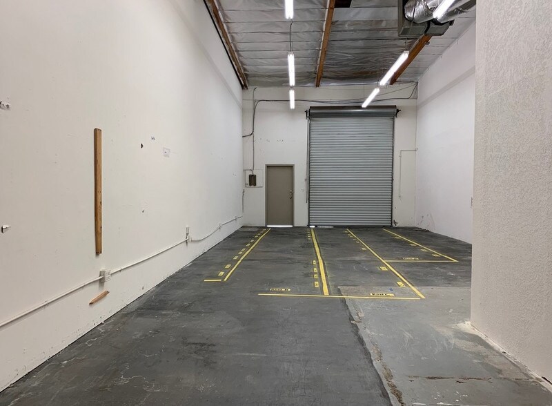 More Photos Of 23461 Ridge Route Dr, Laguna Hills Unknown For Lease