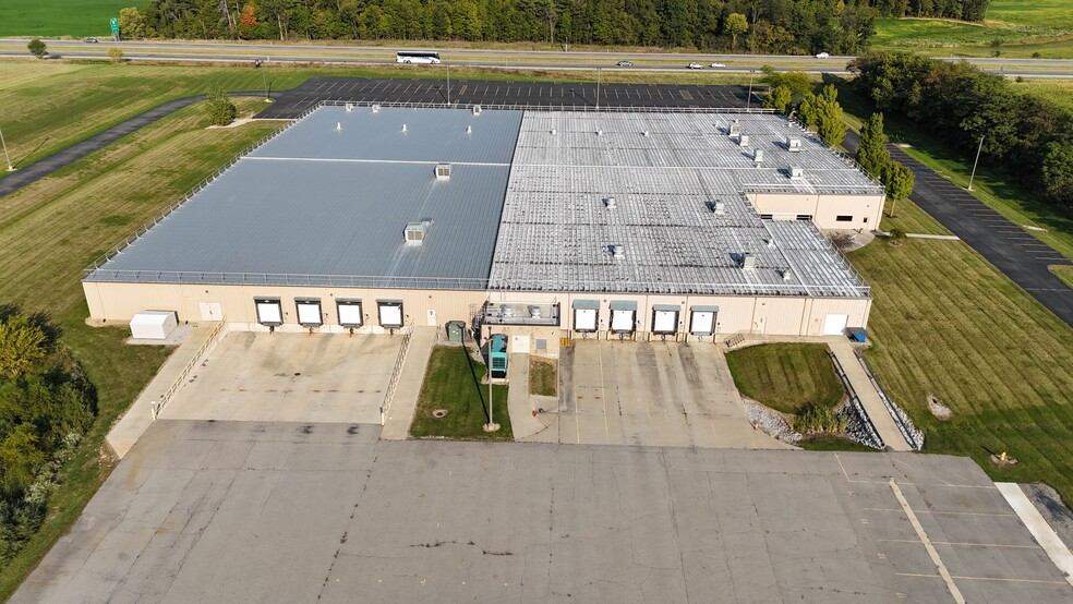 Primary Photo Of 803 H L Thompson Jr Dr, Ashley Distribution For Lease