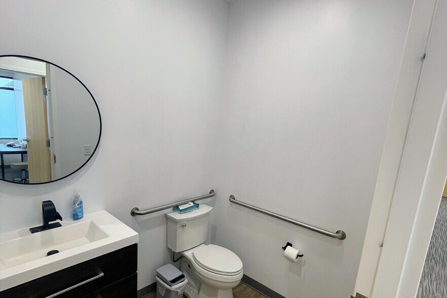 More Photos Of 2135 W Main St, Lehi Medical For Sale