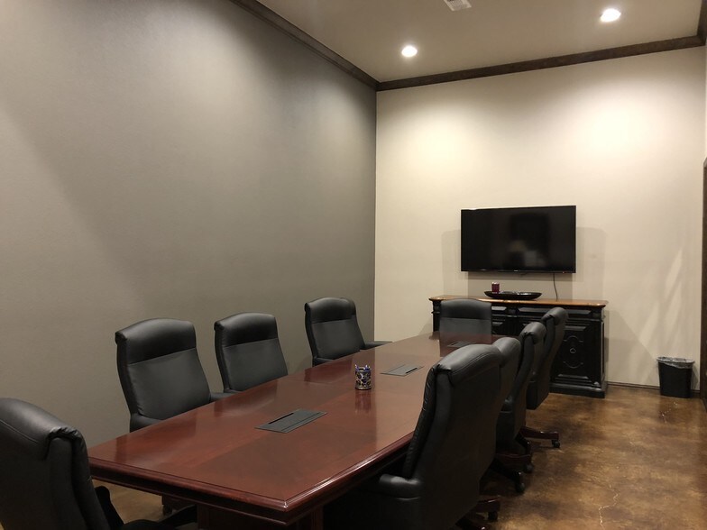 More Photos Of 201 Players Cir, Southlake Office For Sale