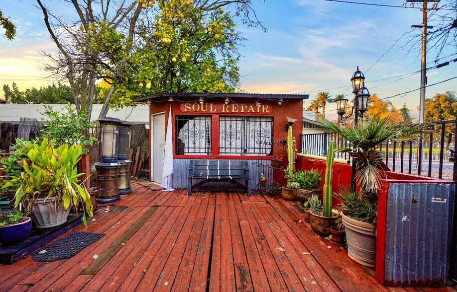 More Photos Of 1126 14th St, Modesto Restaurant For Sale