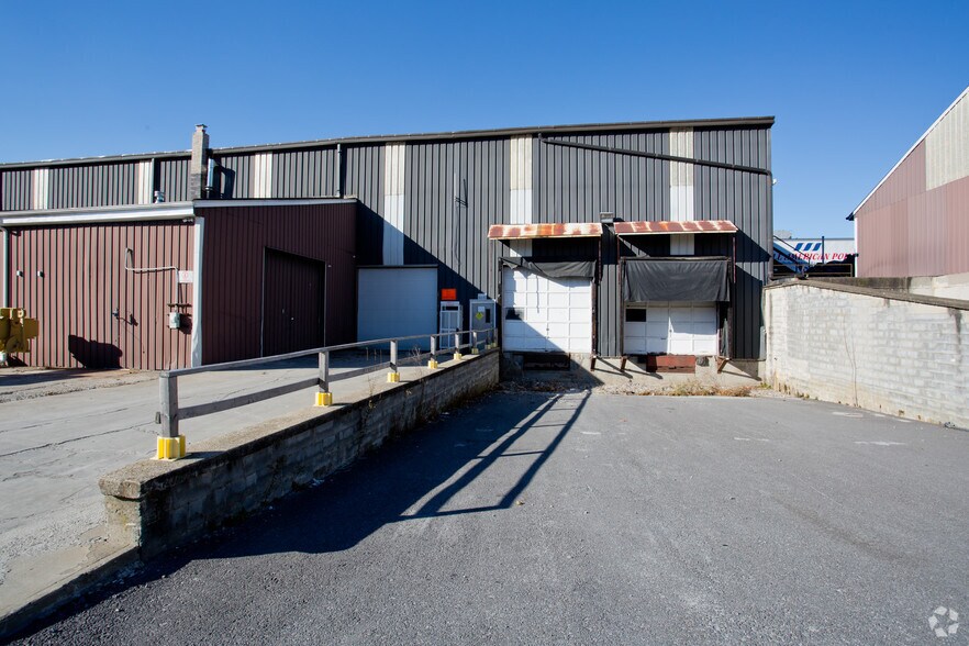 More Photos Of 334 County Route 49, Middletown Warehouse For Lease