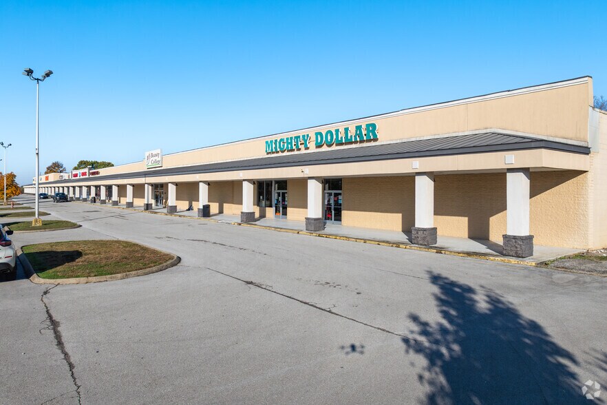 More Photos Of 900-950 Happy Valley Rd, Glasgow Storefront For Sale