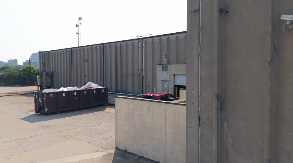 More Photos Of 475 Angliana Ave, Lexington Warehouse For Lease