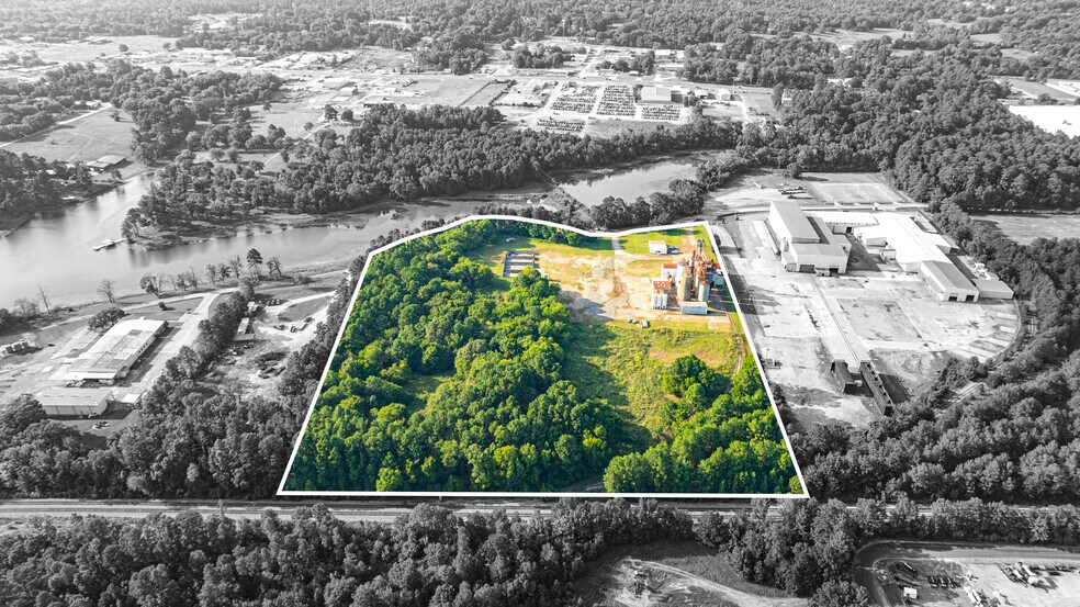 More Photos Of 220 Progress Blvd, Longview Warehouse For Lease