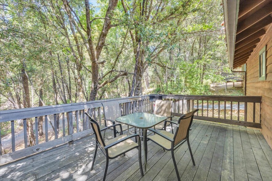 More Photos Of 22732 Middle Camp rd, Sonora Hotel For Sale