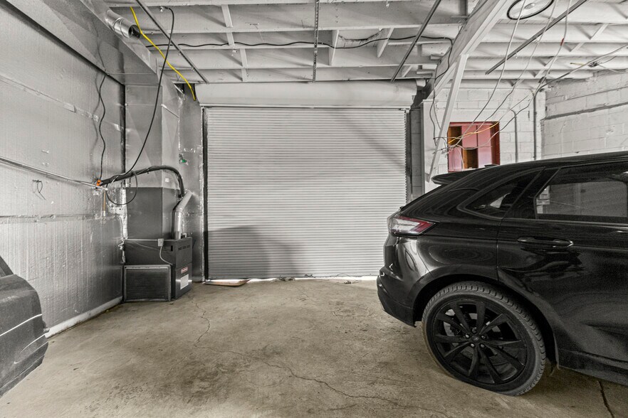 More Photos Of 5420 Oakman Blvd, Dearborn Warehouse For Sale