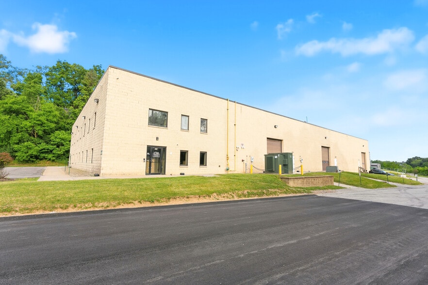 More Photos Of 111 Terence Dr, Pittsburgh Warehouse For Sale