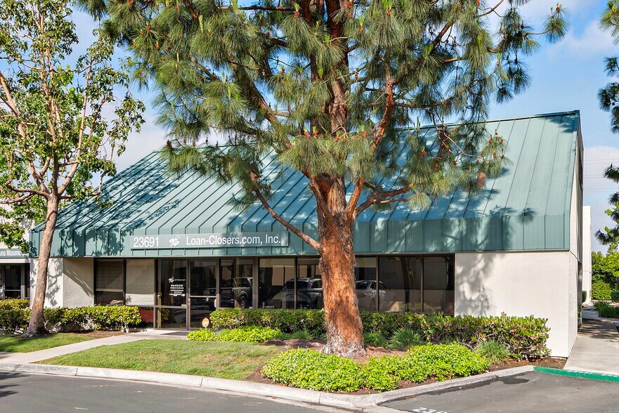 More Photos Of 23691 Birtcher Dr, Lake Forest Office For Sale