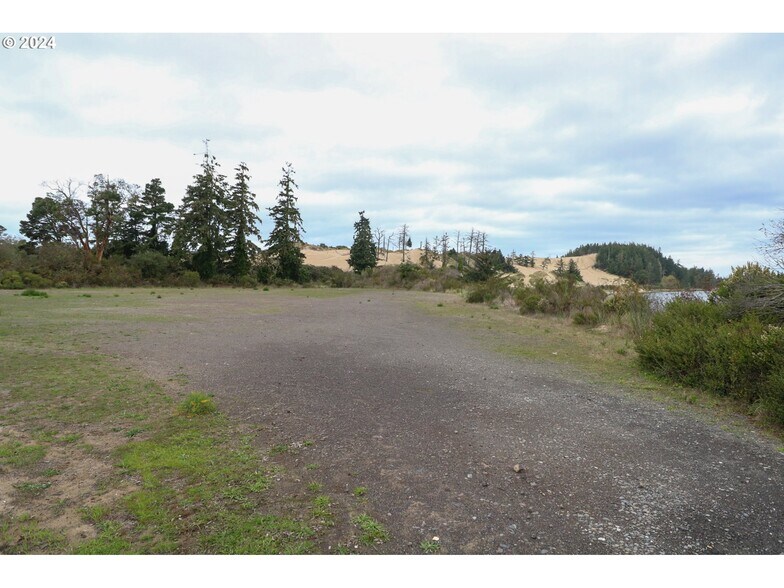 More Photos Of 92851 Trans Pacific Pkwy, North Bend Land For Sale