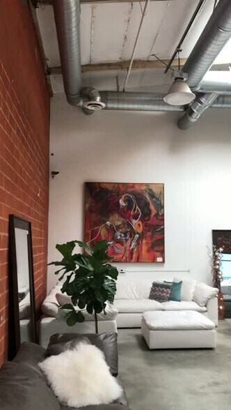 More Photos Of 151-153 W Rosecrans Ave, Gardena Warehouse For Lease