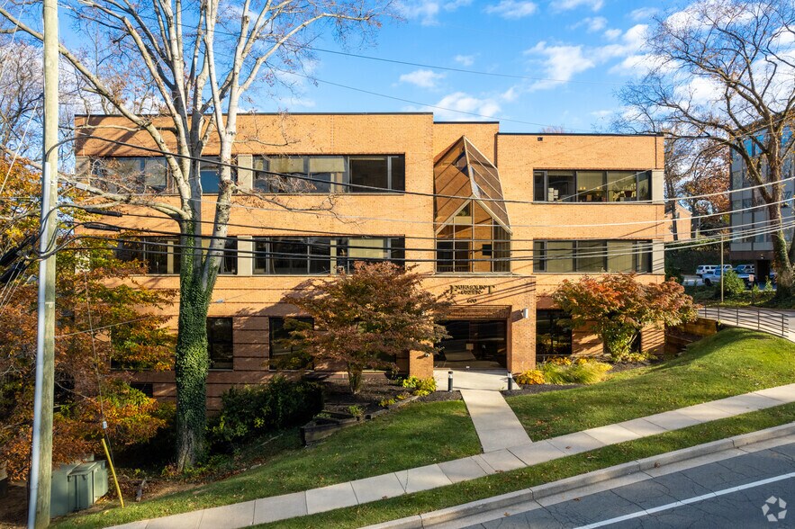 More Photos Of 600 Fairmount Ave, Towson Loft Creative Space For Sale