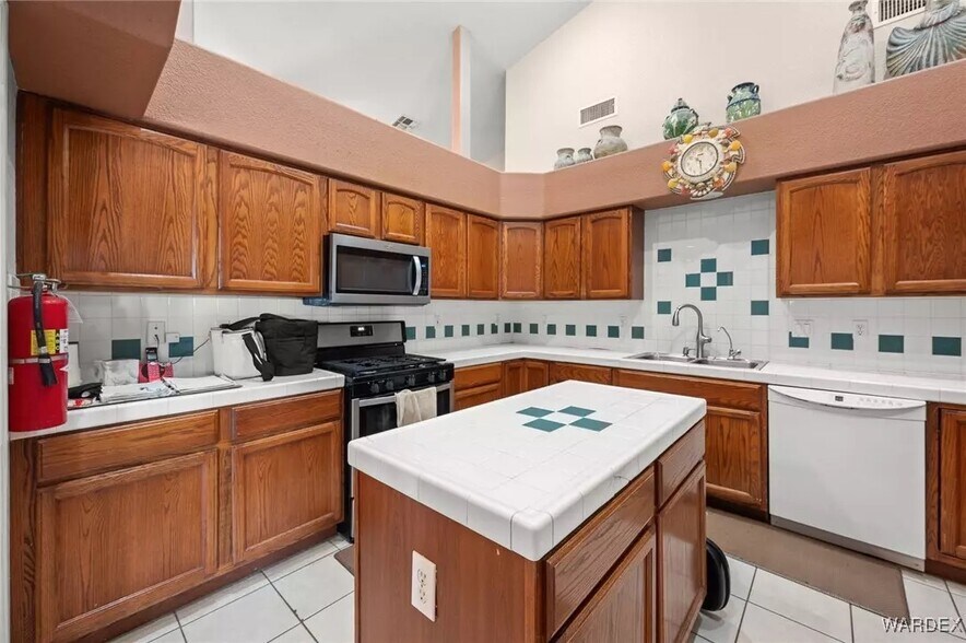 More Photos Of 1974 E Clear Lake Dr, Fort Mohave Assisted Living For Sale