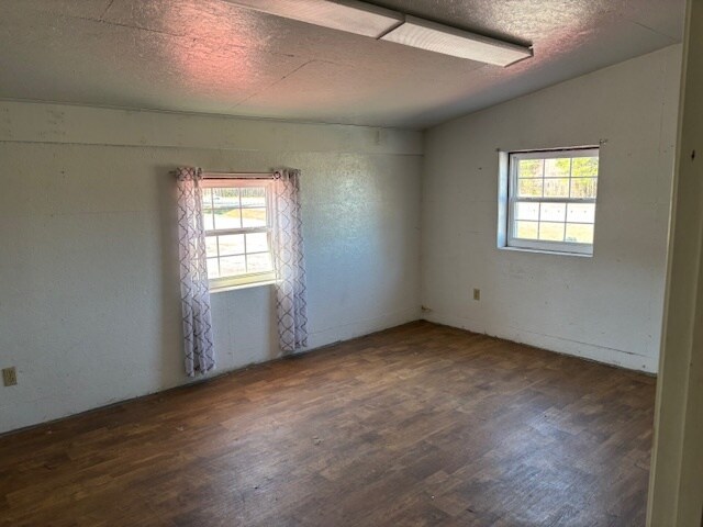 More Photos Of 3447 Ocean Gtwy, East New Market Warehouse For Sale