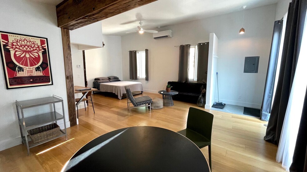 More Photos Of , Hudson Unknown For Sale