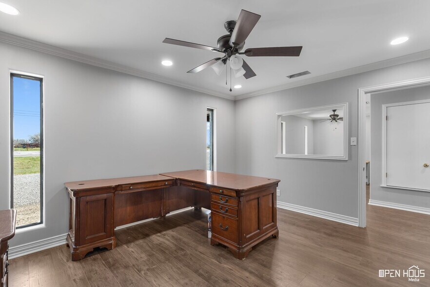 More Photos Of 9478 Seymour Hwy, Wichita Falls Industrial For Sale