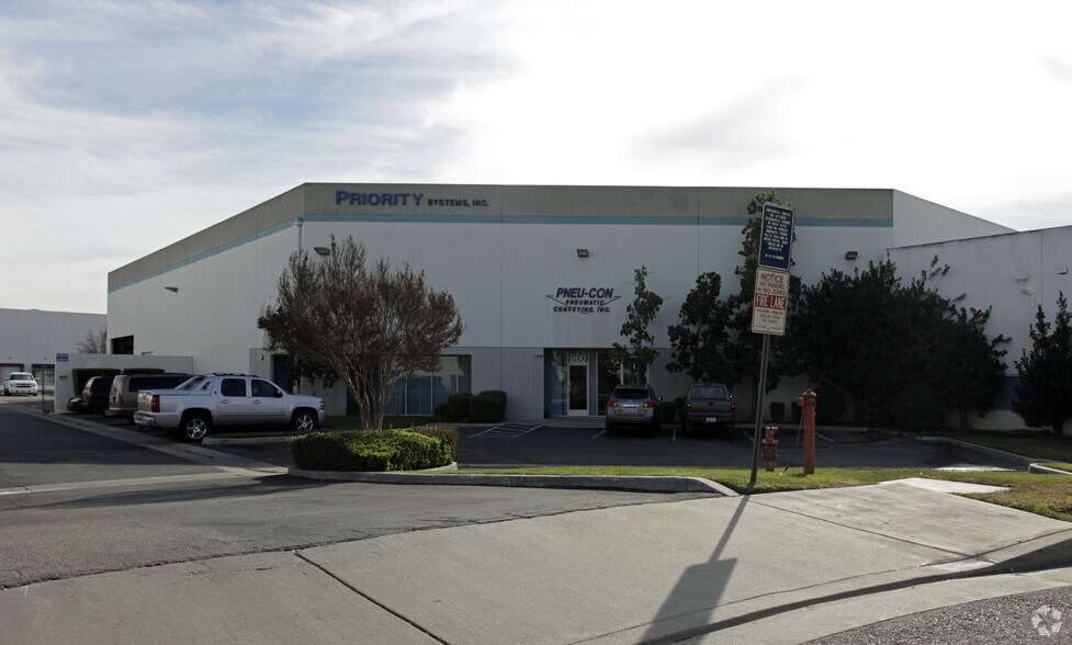 More Photos Of 960 E Grevillea Ct, Ontario Warehouse For Sale