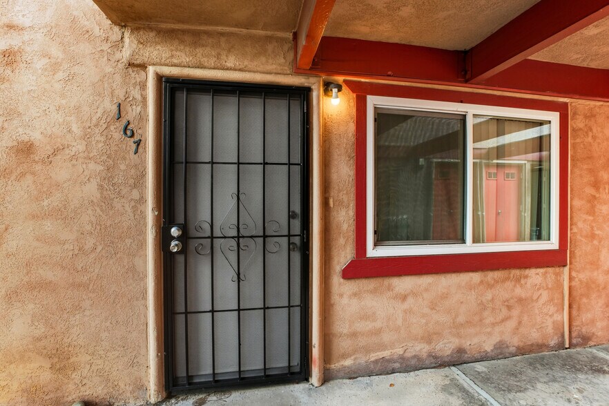 More Photos Of 165 20th St, San Diego Apartments For Sale