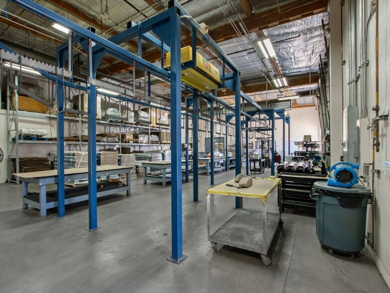 More Photos Of 2400 S Roosevelt St, Tempe Warehouse For Sale