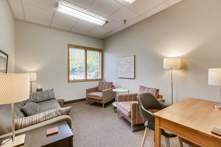 More Photos Of 2127 County Road D E, Maplewood Office For Sale