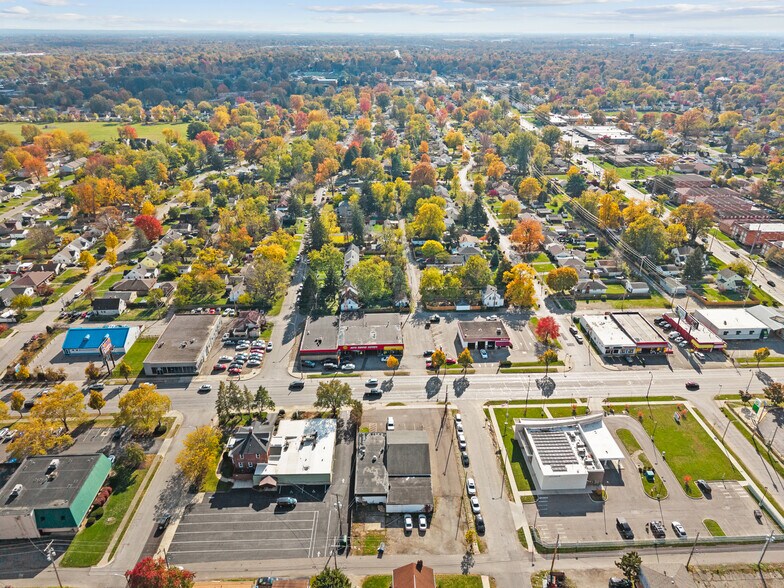 More Photos Of 3210 E Main St, Columbus Freestanding For Sale