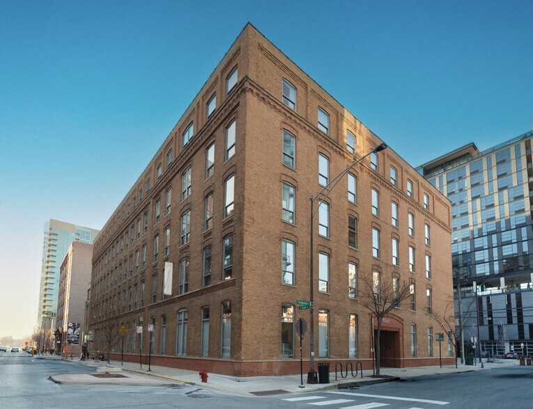 Primary Photo Of 400 W Erie St, Chicago Loft Creative Space For Lease