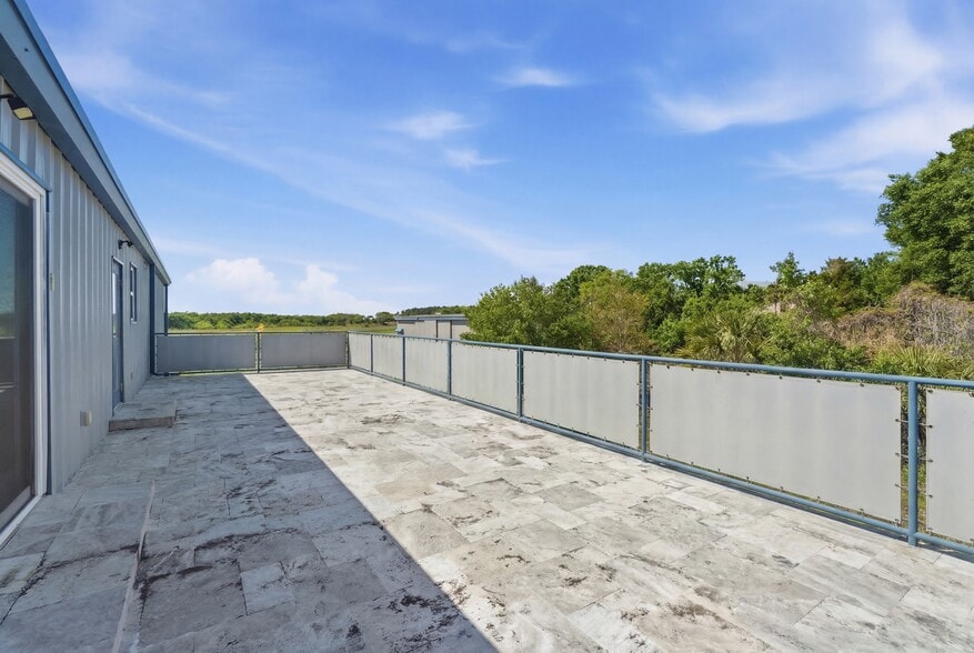 More Photos Of 8600 Airport Blvd, Leesburg Airplane Hangar For Sale