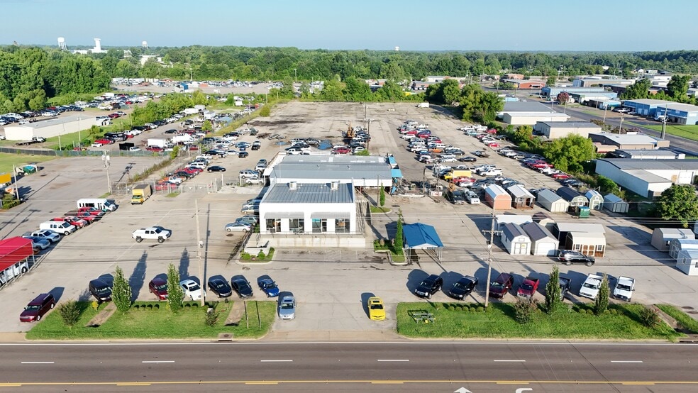 Primary Photo Of 6723 Us-51 Hwy, Horn Lake Auto Dealership For Sale