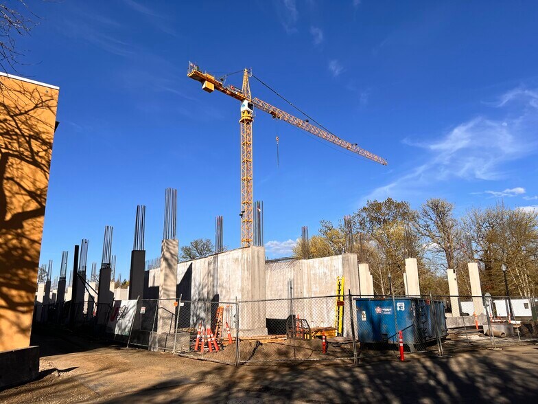 More Photos Of 233 SW 2nd St, Corvallis Storefront For Sale