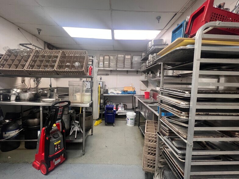 More Photos Of 119 E Colorado Blvd, Pasadena Office For Lease