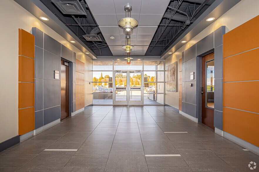 More Photos Of 5551 Corporate Blvd, Baton Rouge Office For Sale