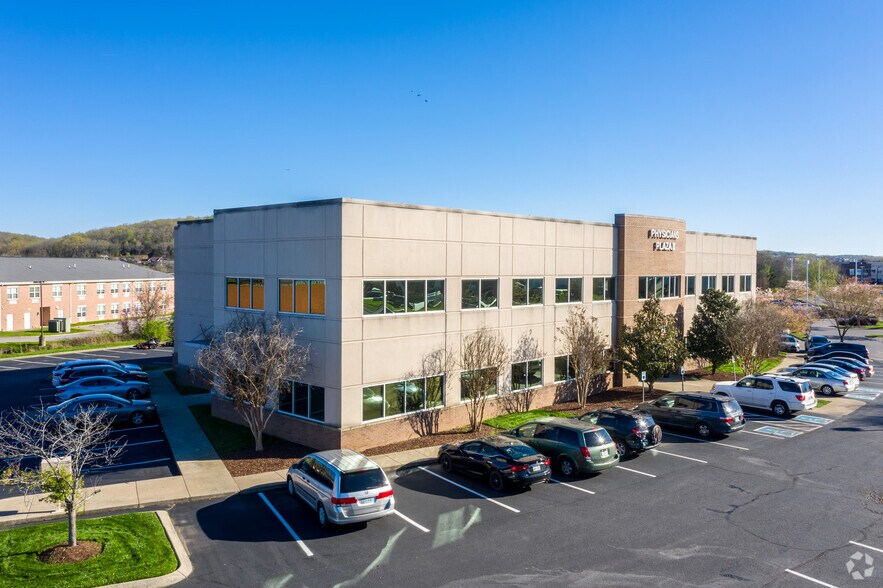 More Photos Of 739 Presidents Pl, Smyrna Medical For Lease