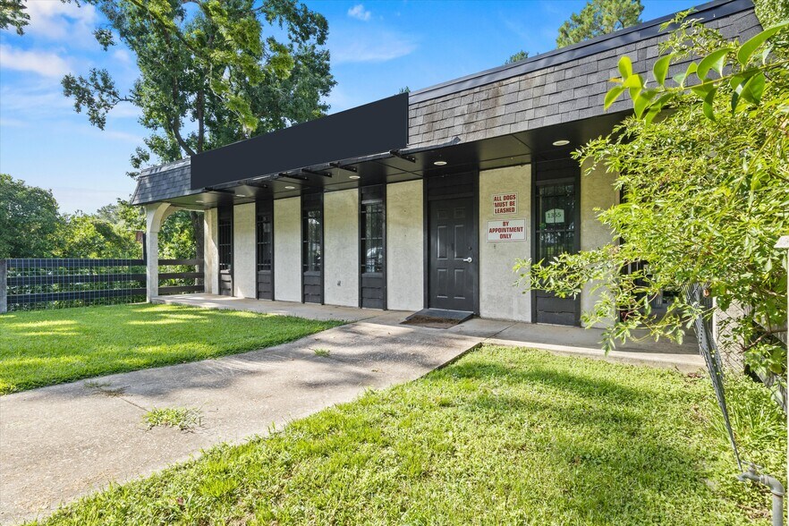 More Photos Of 1355 E Lafayette St, Tallahassee Veterinarian Kennel For Sale