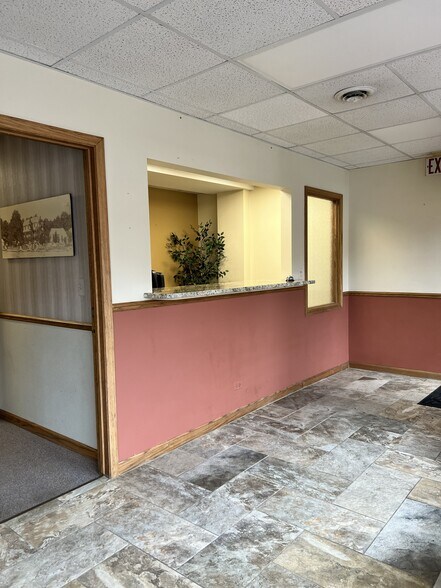 More Photos Of 382 Lake St, Antioch Office For Lease