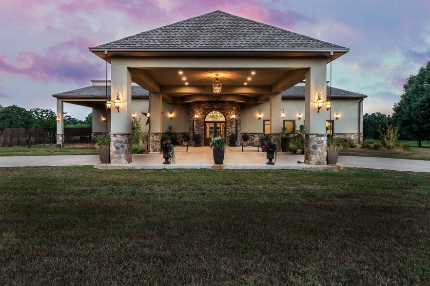 More Photos Of 14284 State Highway 322 N, Kilgore Lodge Meeting Hall For Sale